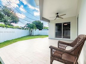 3425 SW 69th Ave, Miami FL 33155