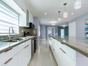 3425 SW 69th Ave, Miami FL 33155