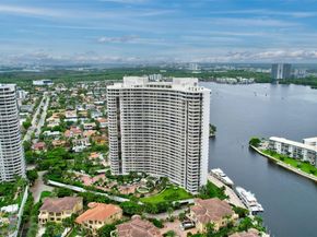 1000 Island Blvd 2511, Aventura FL 33160