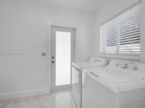 3551 NW 20th St, Miami FL 33142