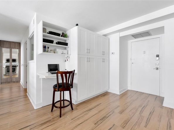 1800 Collins Ave 11B, Miami Beach FL 33139