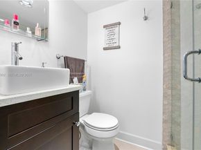 1800 Collins Ave 11B, Miami Beach FL 33139