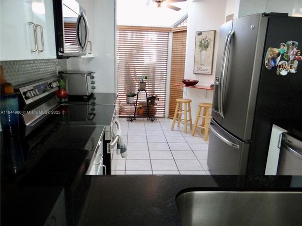 3500 Magellan Cir 714, Aventura FL 33180