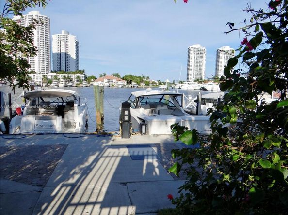 3500 Magellan Cir 714, Aventura FL 33180