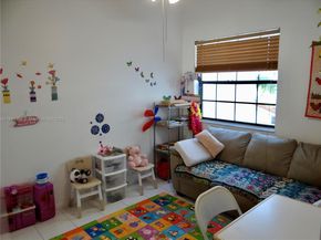3500 Magellan Cir 714, Aventura FL 33180