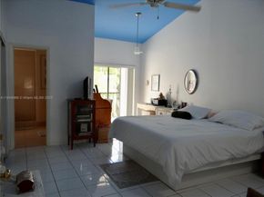3500 Magellan Cir 714, Aventura FL 33180