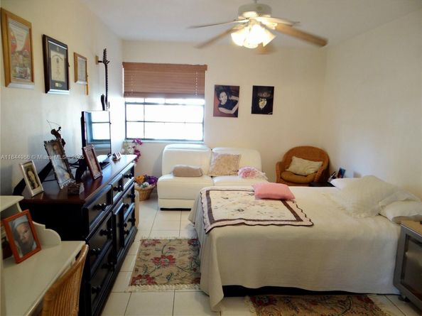 3500 Magellan Cir 714, Aventura FL 33180