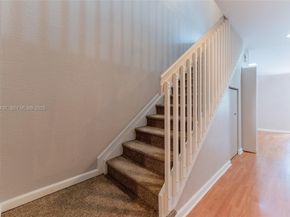 59 SE 3rd Ave, Hallandale Beach FL 33009