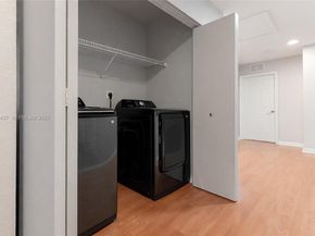 59 SE 3rd Ave, Hallandale Beach FL 33009