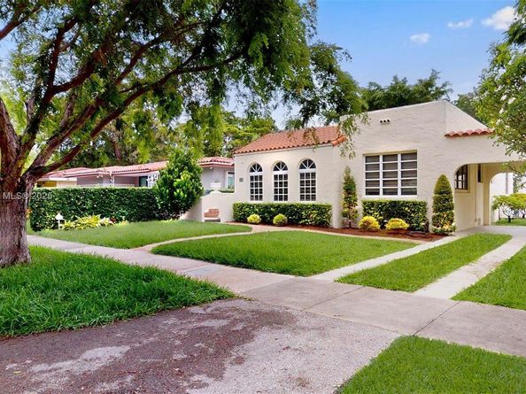 1111 Columbus Blvd, Coral Gables FL 33134