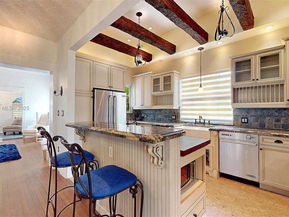 1111 Columbus Blvd, Coral Gables FL 33134