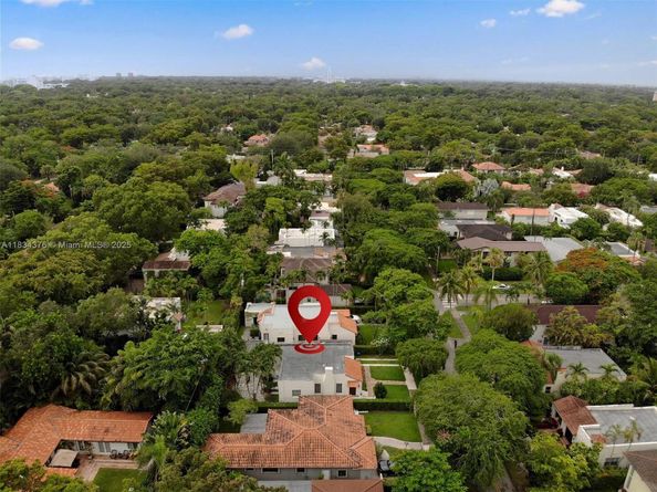 1111 Columbus Blvd, Coral Gables FL 33134