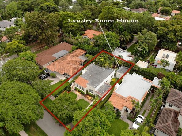 1111 Columbus Blvd, Coral Gables FL 33134