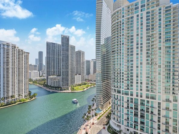 325 S Biscayne Blvd 2515, Miami FL 33131