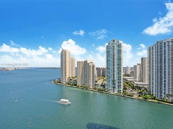 325 S Biscayne Blvd 2515, Miami FL 33131