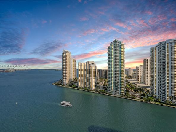 325 S Biscayne Blvd 2515, Miami FL 33131