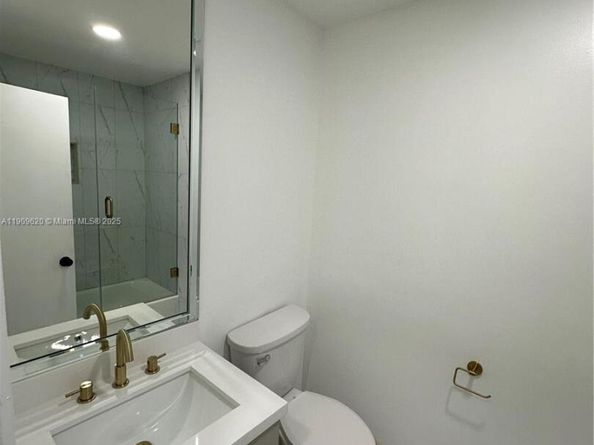 2771 W River Run Cir W, Miramar FL 33025