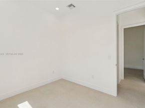 1515 SW 40th Ter, Fort Lauderdale FL 33317