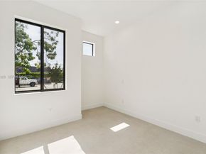 1515 SW 40th Ter, Fort Lauderdale FL 33317