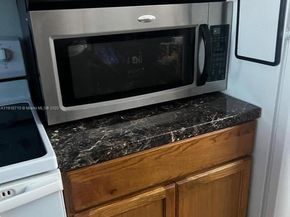 19825 SW 114th Ave 323, Miami FL 33157