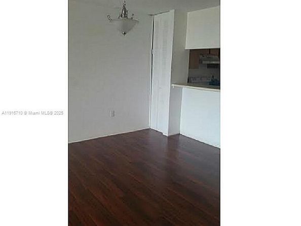 19825 SW 114th Ave 323, Miami FL 33157