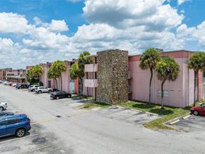 19825 SW 114th Ave 323, Miami FL 33157