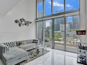 92 SW 3rd St