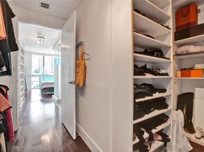 92 SW 3rd St 905, Miami FL 33130