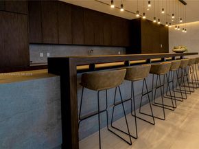 Undisclosed Address #A11876325, Miami FL 33137