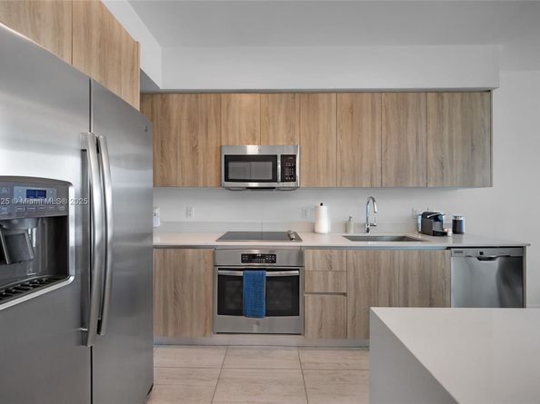 Undisclosed Address #A11876325, Miami FL 33137