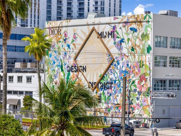 Undisclosed Address #A11876325, Miami FL 33137