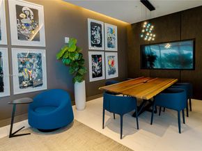 Undisclosed Address #A11876325, Miami FL 33137