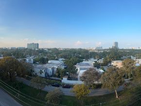 2020 NE 135th St 811, North Miami FL 33181