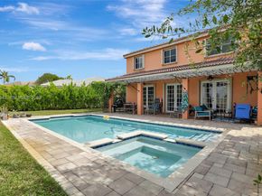 1653 Winterberry Ln, Weston FL 33327