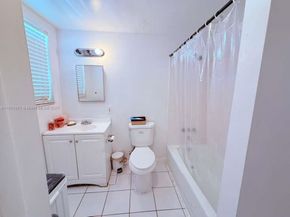 850 E Commercial Blvd 109A, Oakland Park FL 33334