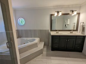 16005 Opal Creek Dr, Weston FL 33331