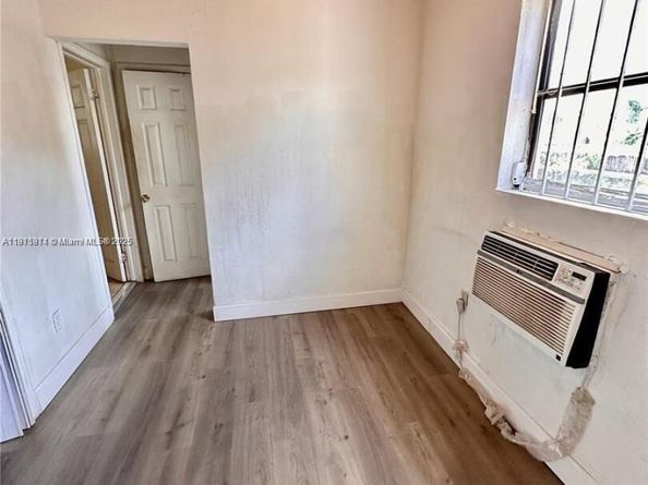 401 NW 81st St, Miami FL 33150