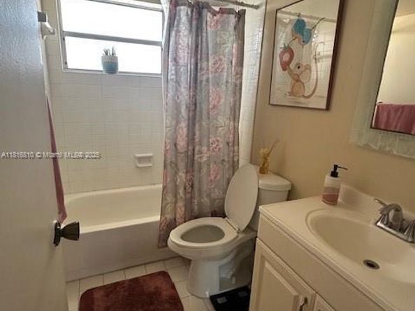 Undisclosed Address #A11816810, Miami FL 33183