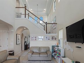 11332 SW 12th St, Pembroke Pines FL 33025