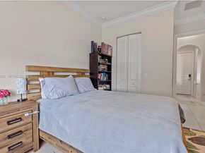 11332 SW 12th St, Pembroke Pines FL 33025