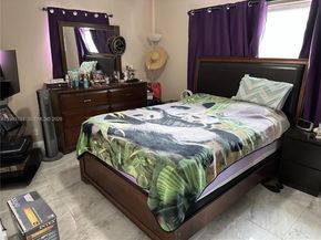 700 SW 28th Ter, Fort Lauderdale FL 33312
