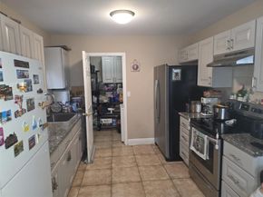 700 SW 28th Ter, Fort Lauderdale FL 33312