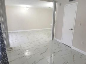 5201 NW 7th St 106, Miami FL 33126