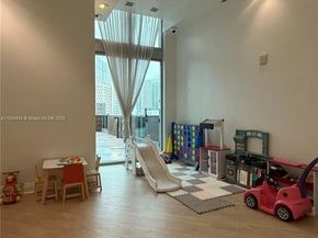 350 S Miami Ave 312, Miami FL 33130