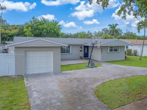 2221 N 43rd Ave, Hollywood FL 33021