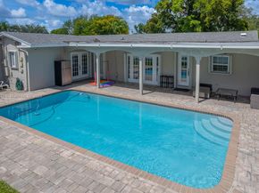 2221 N 43rd Ave, Hollywood FL 33021
