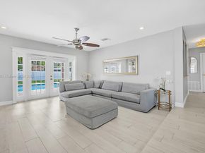 2221 N 43rd Ave, Hollywood FL 33021