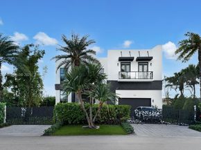 1970 NE 119th Rd, North Miami FL 33181