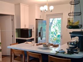 2431 Mayo St, Hollywood FL 33020