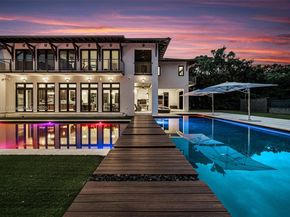 8961 SW 62nd Ct, Pinecrest FL 33156